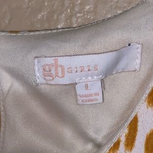 Very cute girls dress size Large. New without tags